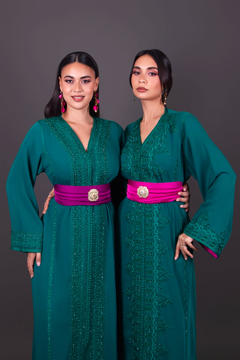 Caftan marocain traditionnel vert taille standard pour toutes les morphologie