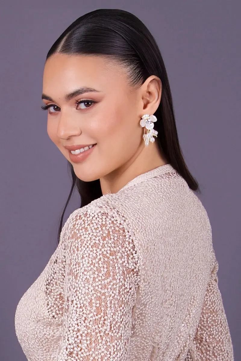 boucles d'oreilles perles fleurs blanche en acier inoxydable