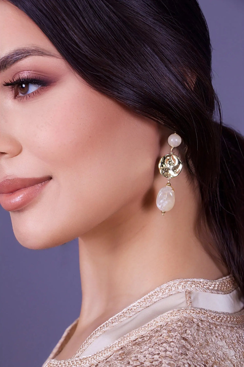 Boucles d'oreilles beige pour assortir avec un caftan marocain ou pour porter tous les jours 