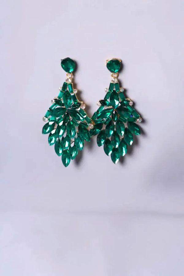 Pendientes verdes de modelo grande