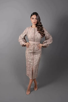 caftan à manches bouffantes coupe courte beige nude