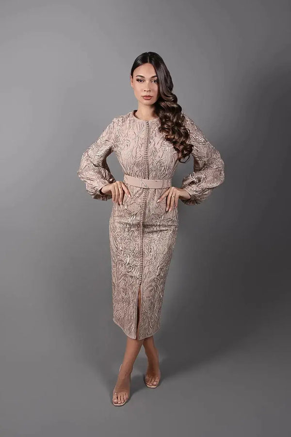 caftan à manches bouffantes coupe courte beige nude
