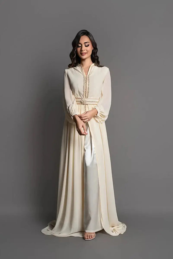 Caftan crème moderne avec manches longues transparentes