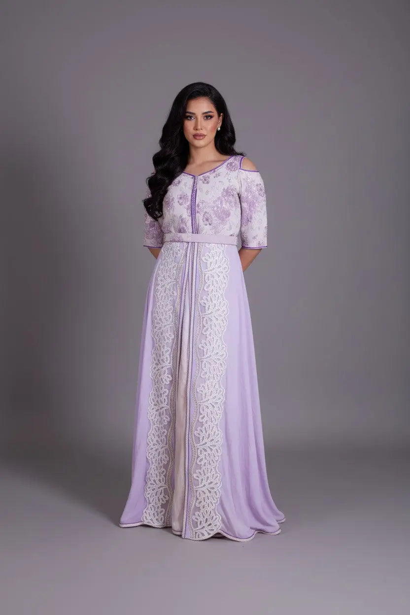 caftan marocain mauve et blanc pour mariage mixte