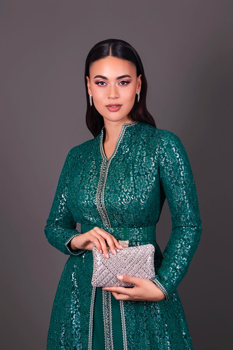 Vente caftan marocain disponible en ligne
