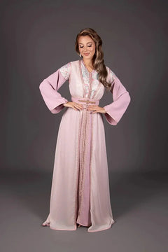 Marokkanischer Damenkaftan für eine orientalische Hochzeit