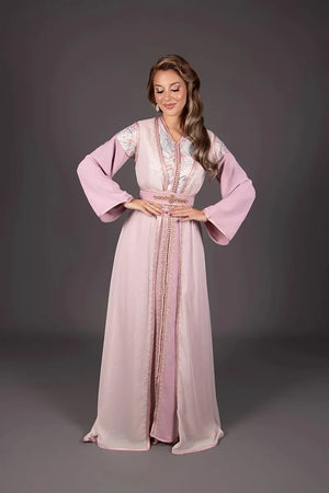 Marokkanischer Damenkaftan für eine orientalische Hochzeit