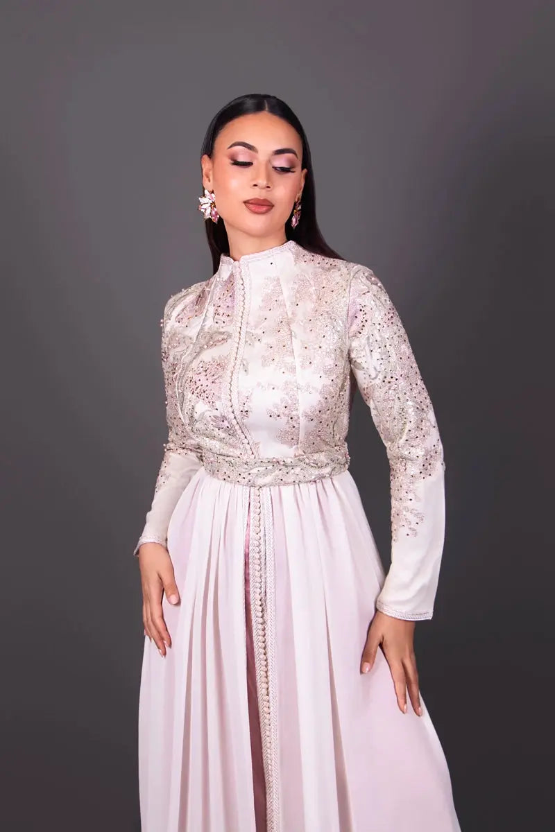 caftan col montant dentelle mousseline écru manches longues 