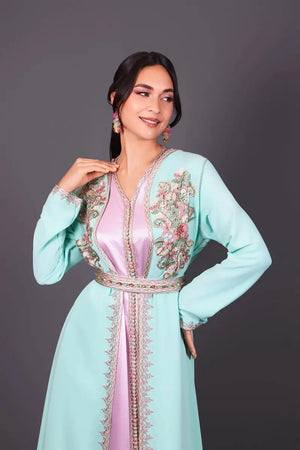 قفطان ليزارا – ألوان باستيلية MODE & CAFTAN