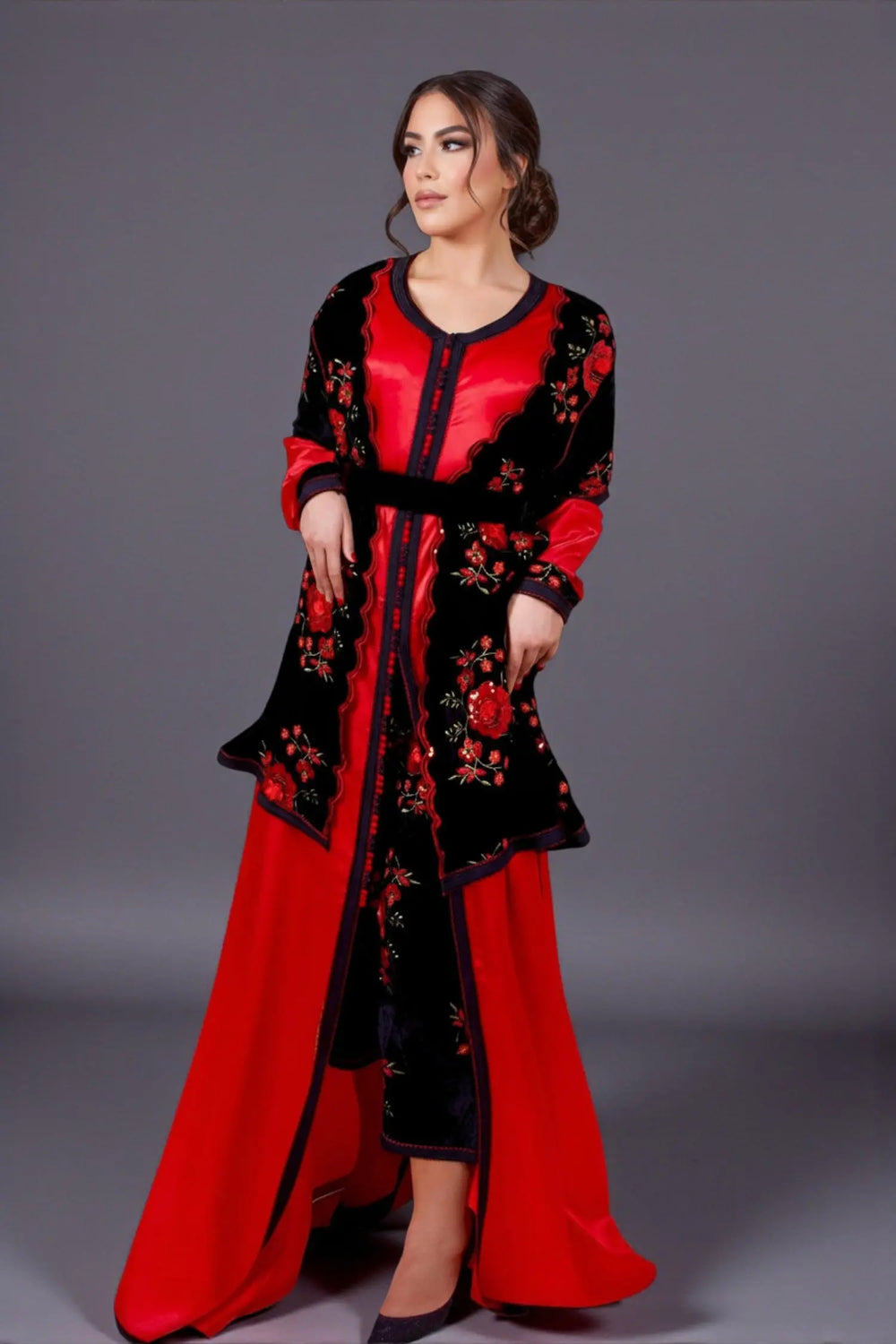 caftan marocain rouge et noir  pour mariage 