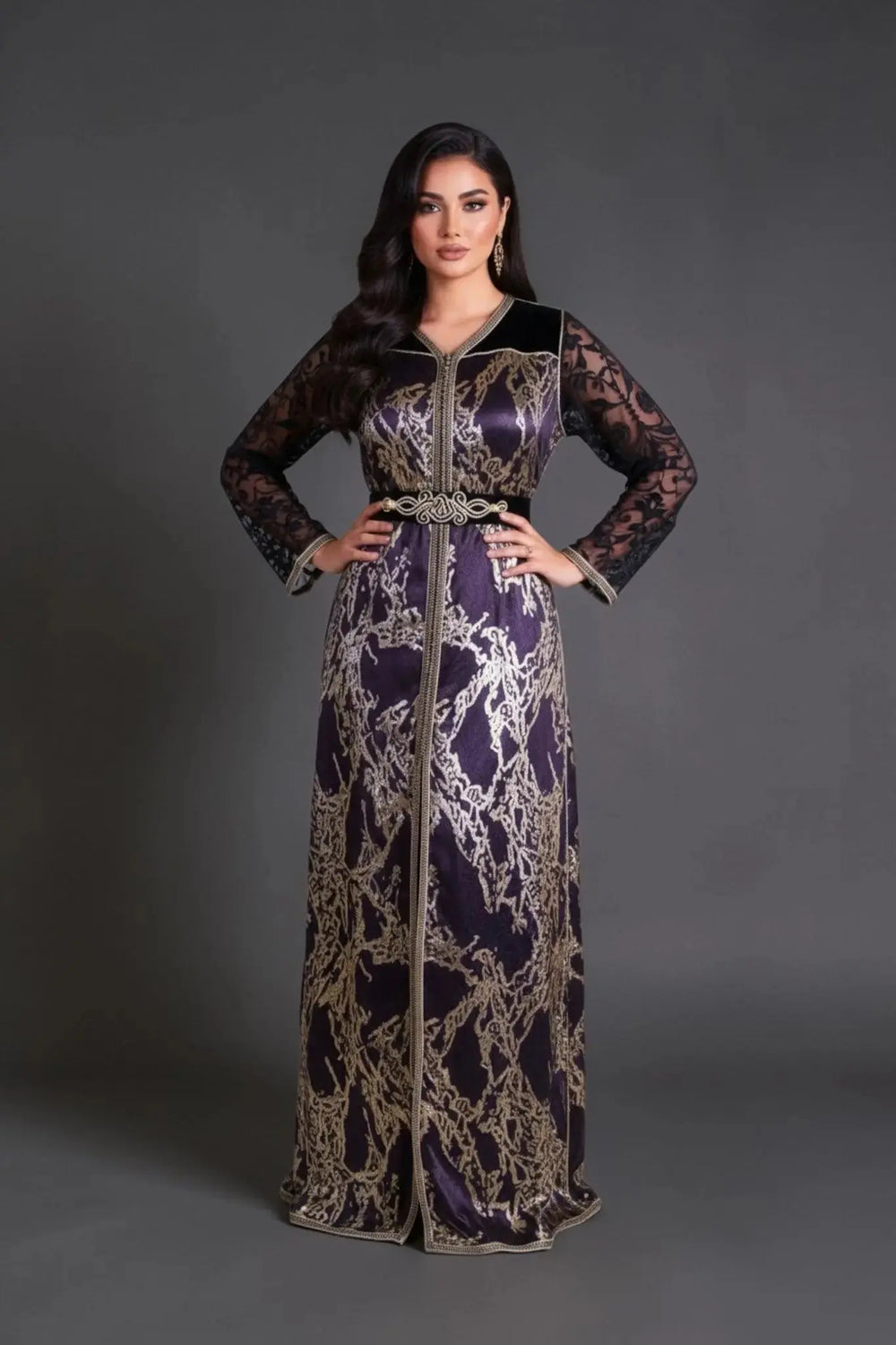 caftan noir et or, tlija manches dentelle noir 