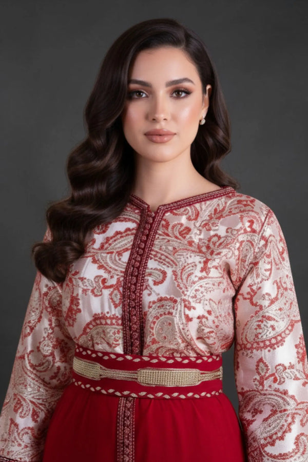 caftan marocain rouge brocard et or 