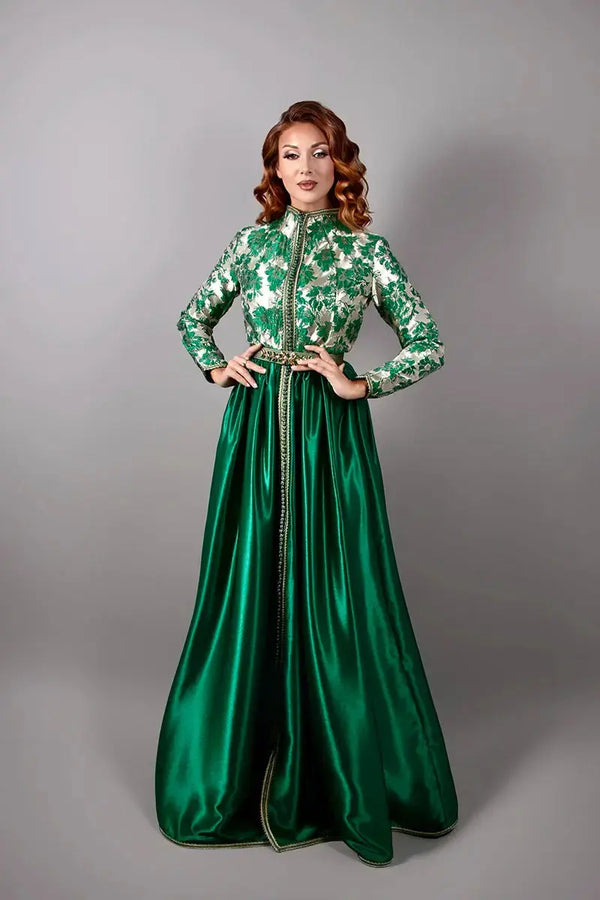 Caftan Salwane vert émeraude vue complète de face