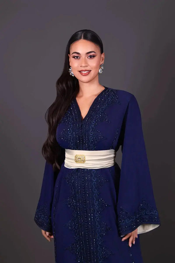 caftan bleu marine traditionnel brodé ton sur ton avec perles 