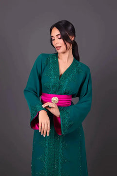 kaftan femme marocaine vert et rose