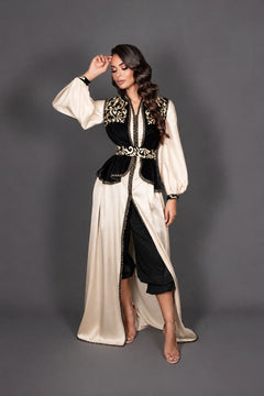 Caftan robe Orelysse noir avec pantalon fluide et gilet en velours