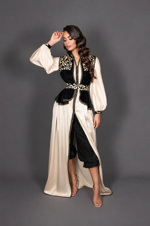 Caftan robe Orelysse noir avec pantalon fluide et gilet en velours