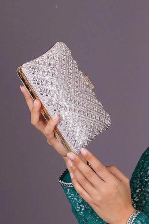 MINAUDIÈRE KALYSTA MODA Y CAFTÁN