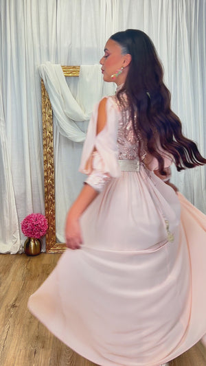 Caftan Salmon Soléa, caftan en brocart, coupe moderne