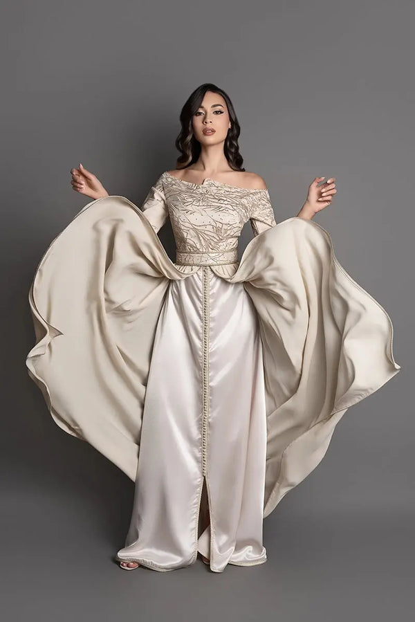 Beiger Kaftan aus Chiffon