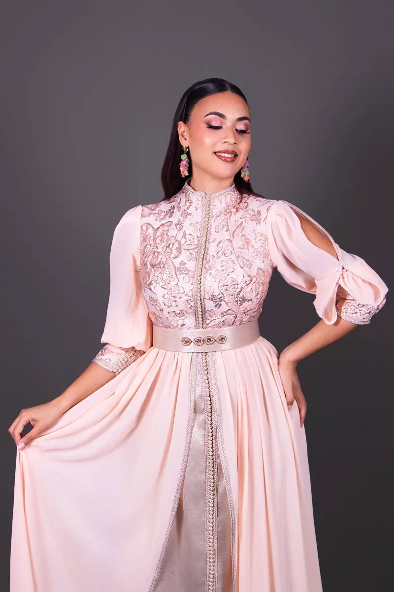 SALMON SOLEA MODA Y CAFTÁN