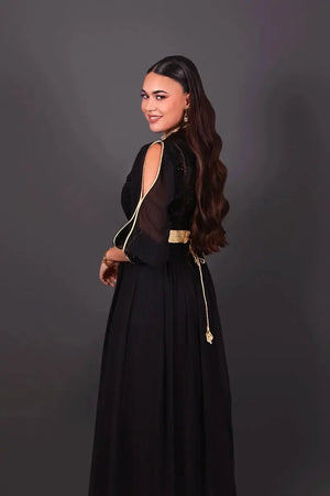 robe caftan marocaine noir en dentelle, sfifa, doré, ceinture dorée