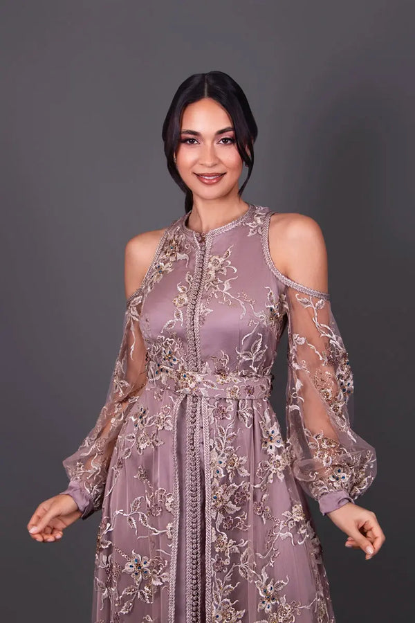 قفطان Lauren – تكشيطة فاخرة بأسلوب شرقي أنيق MODE & CAFTAN