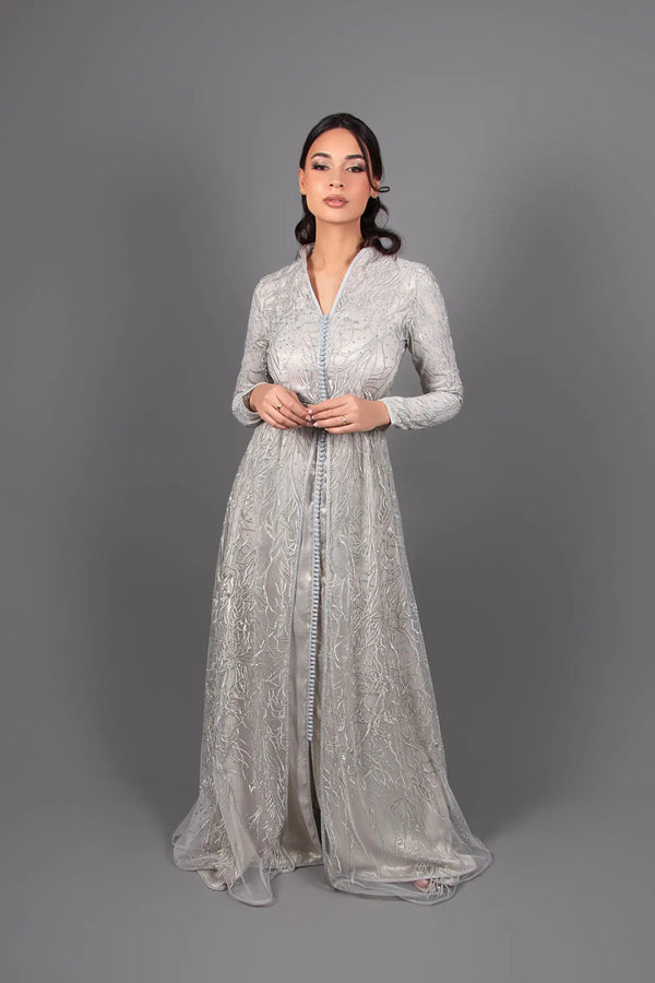 robe caftan marocain femme en dentelle argentée