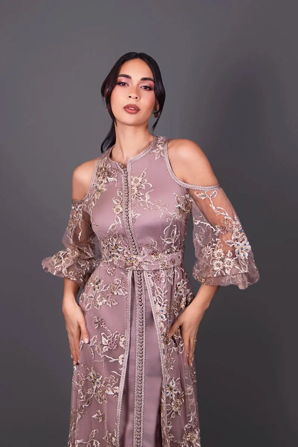 قفطان Lauren – تكشيطة فاخرة بأسلوب شرقي أنيق MODE & CAFTAN