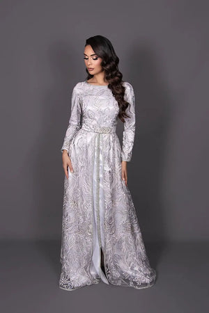 Vestido caftán modesto de encaje, con cuello redondo y mangas largas